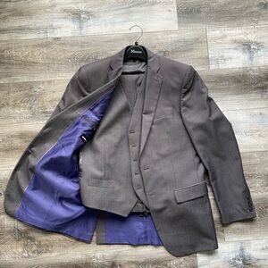 Men’s 3 Piece Gray Suit with Vest Slim Fit 42L